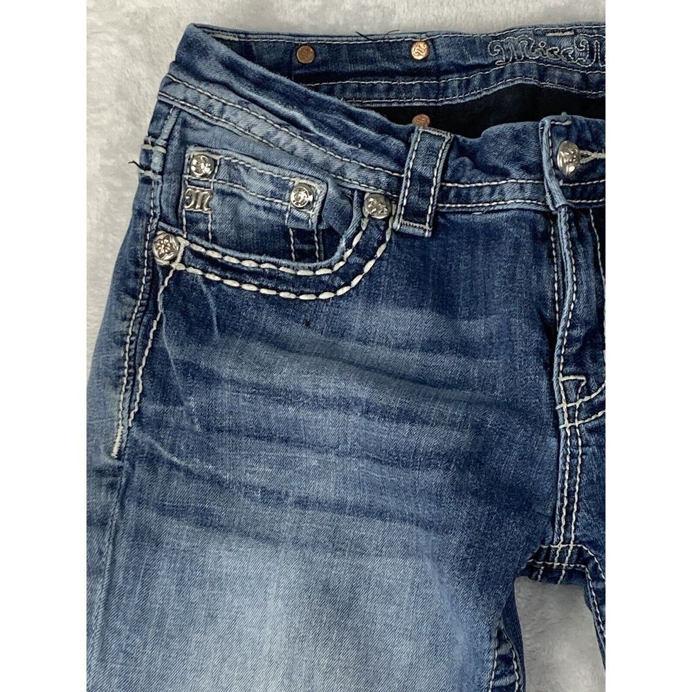 Miss Me Mid Rise Easy Cropped Jeans Women's Raw hem Medium Wash Blue Size 29 - Picture 5 of 16